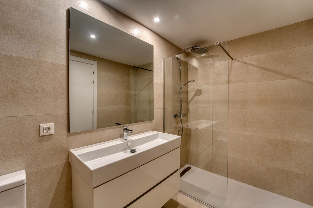 Huis te koop in Estepona | 2 slaapkamers H5432158