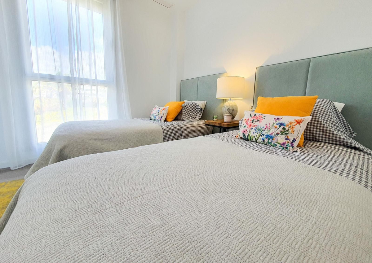 Huis te koop in Estepona | 2 slaapkamers H5432206
