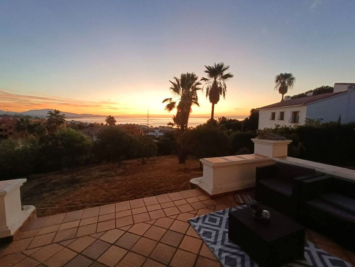 Huis te koop in Estepona | 3 slaapkamers H5432983