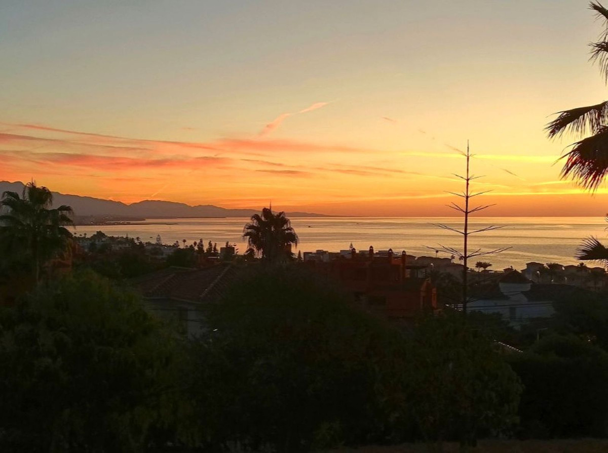 Huis te koop in Estepona | 3 slaapkamers H5432983