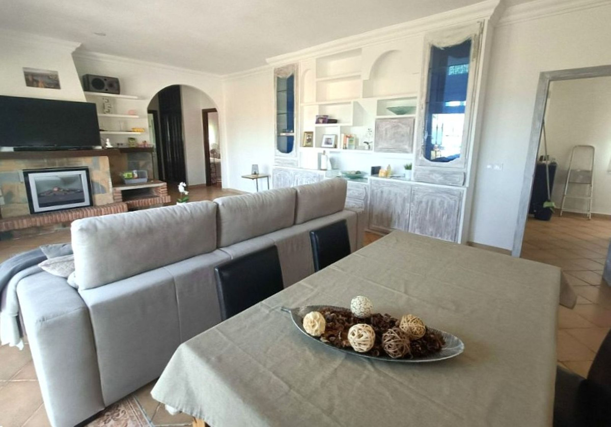 Huis te koop in Estepona | 3 slaapkamers H5432983