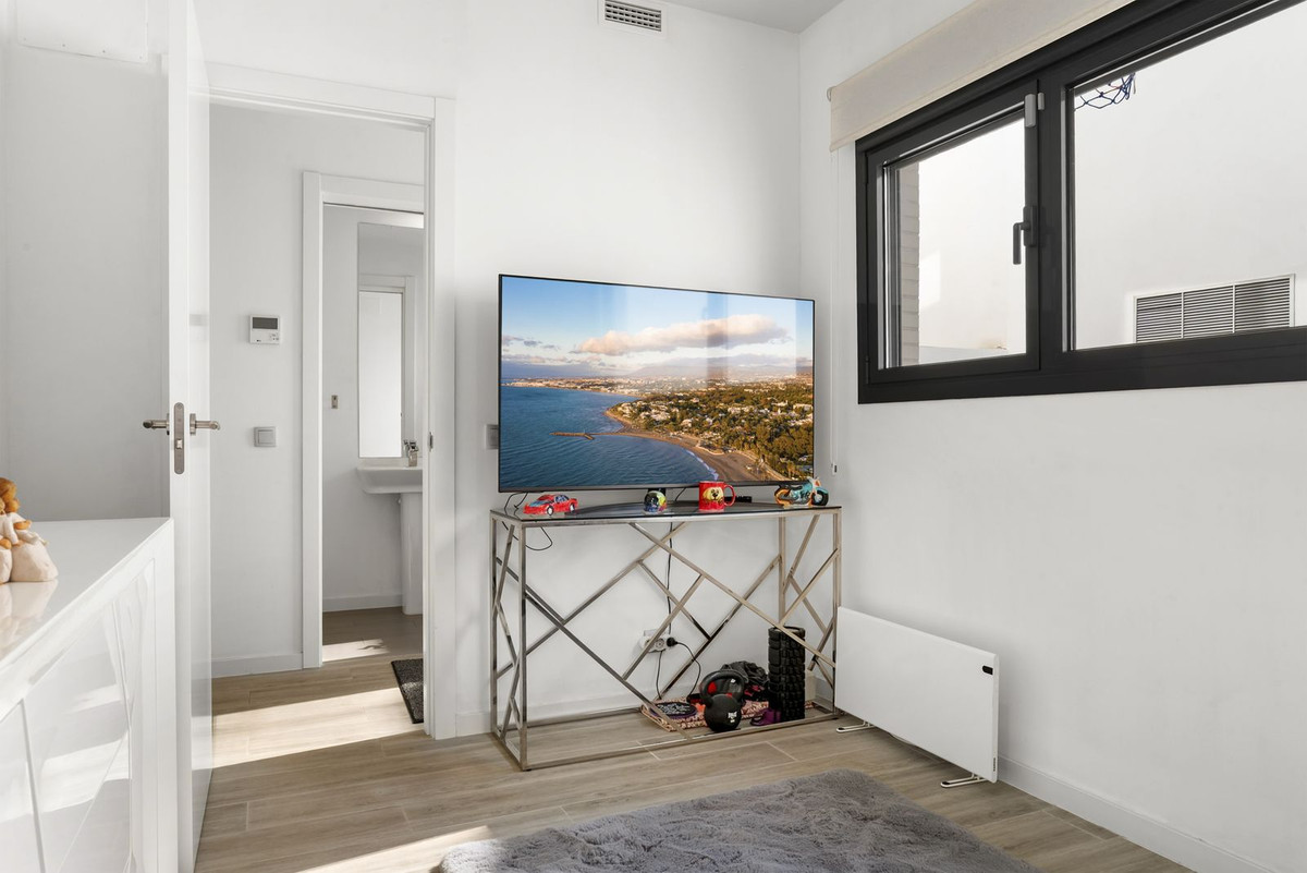 Huis te koop in Estepona | 4 slaapkamers H5433112