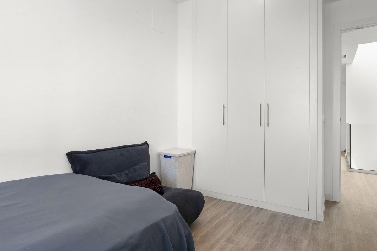 Huis te koop in Estepona | 4 slaapkamers H5433112