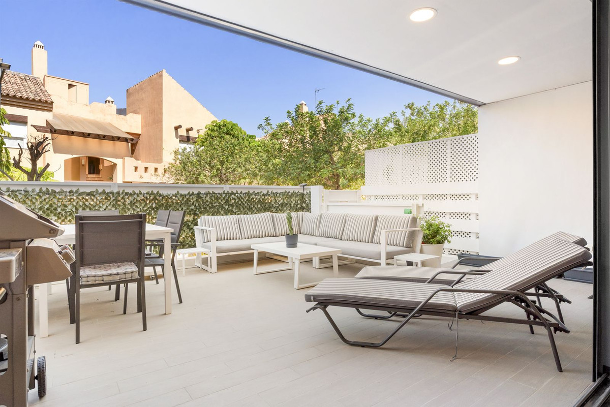 Huis te koop in Estepona | 4 slaapkamers H5433112