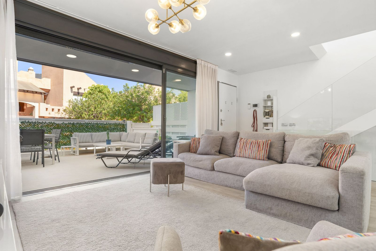 Huis te koop in Estepona | 4 slaapkamers H5433112