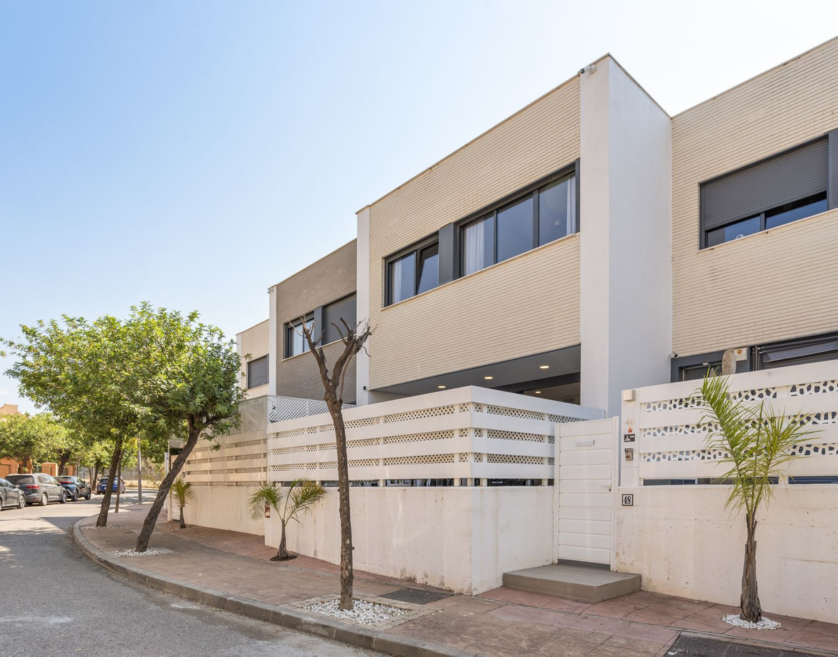 Huis te koop in Estepona | 4 slaapkamers H5433112
