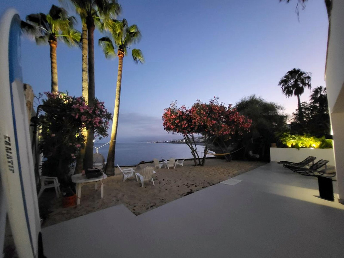 Huis te koop in Estepona | 6 slaapkamers H5433727