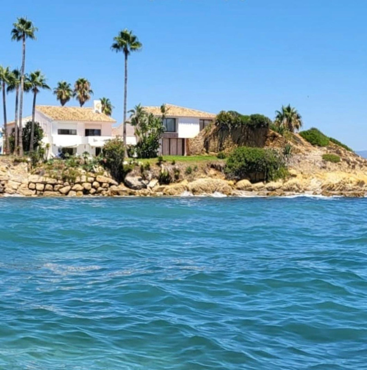 Huis te koop in Estepona | 6 slaapkamers H5433727