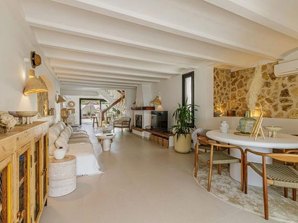 Huis te koop in Estepona | 6 slaapkamers H5433727