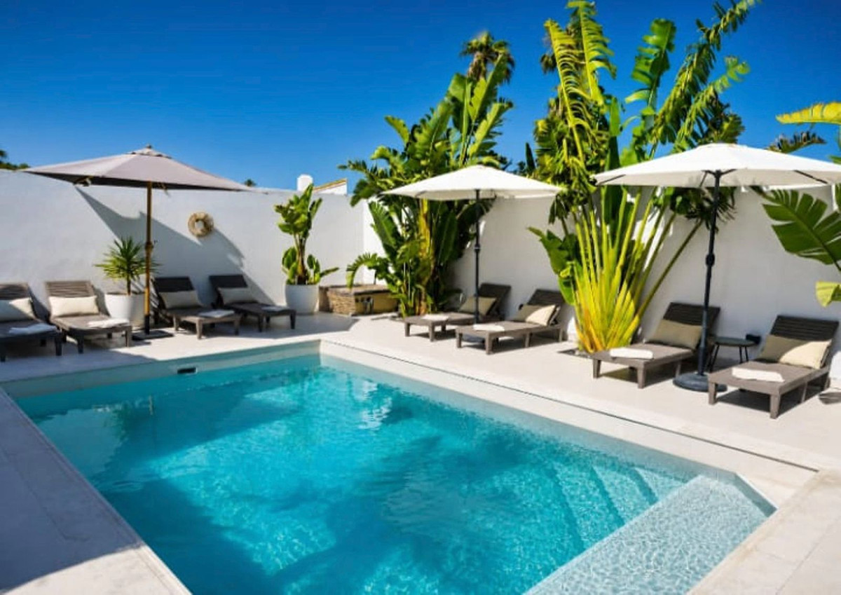 Huis te koop in Estepona | 6 slaapkamers H5433727