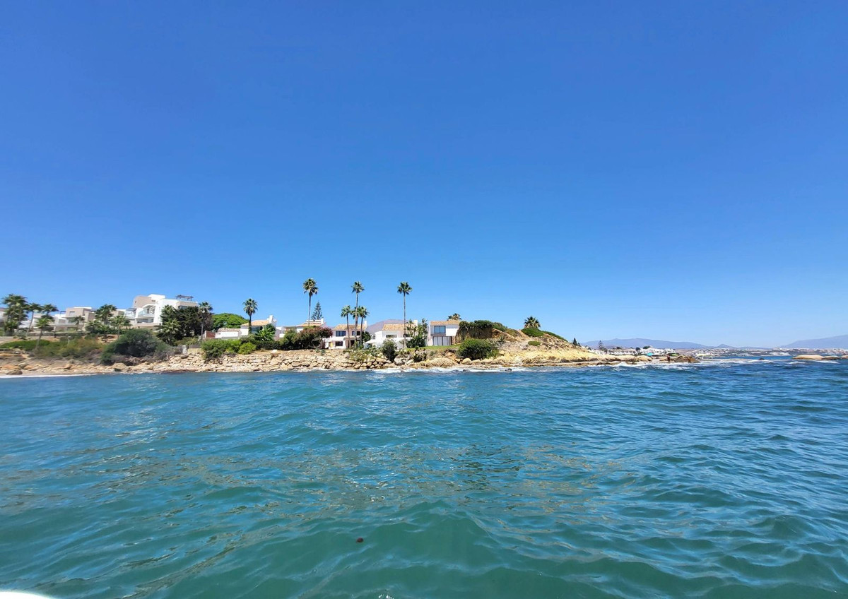 Huis te koop in Estepona | 6 slaapkamers H5433727