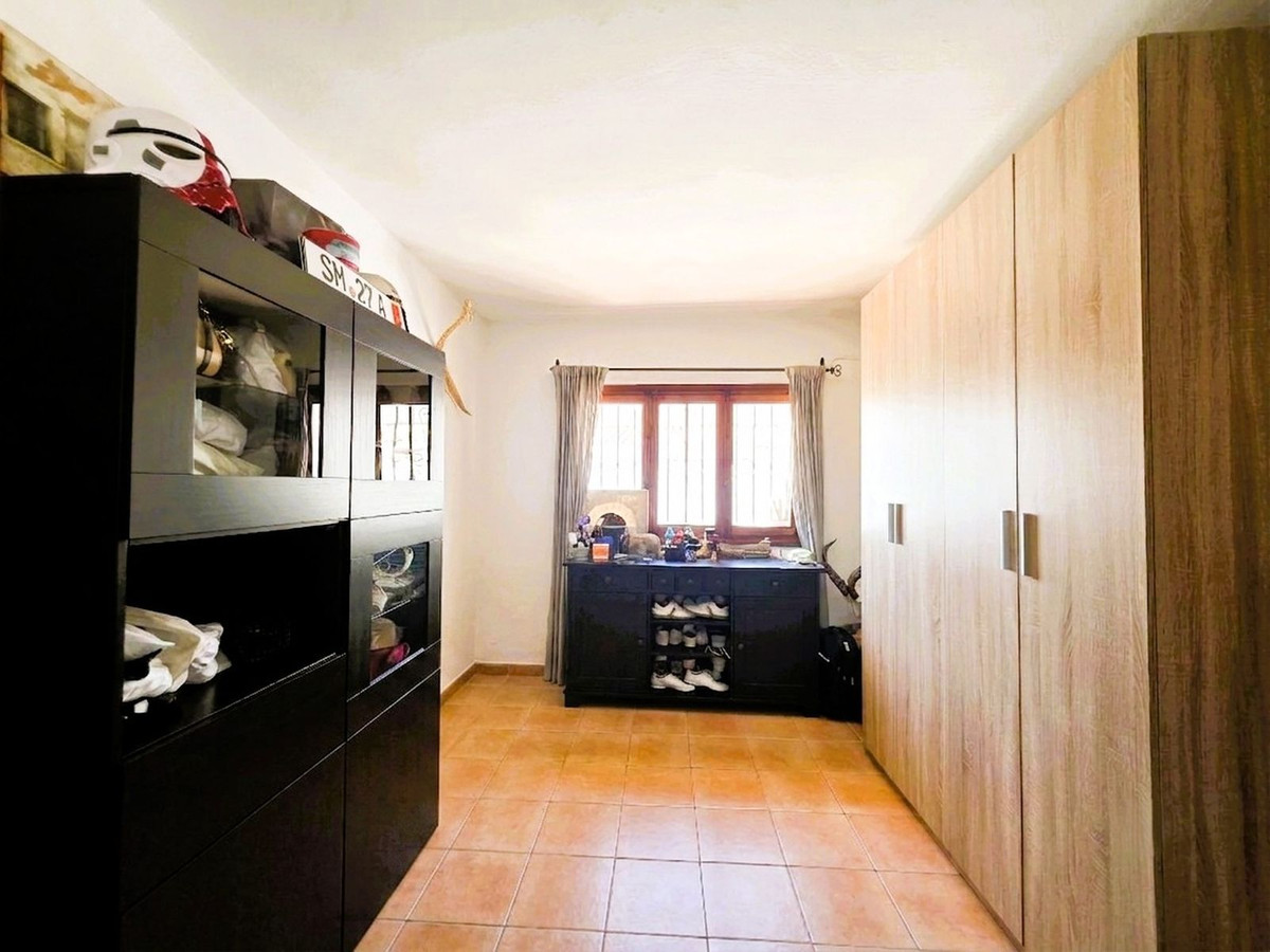 Property main view 52
