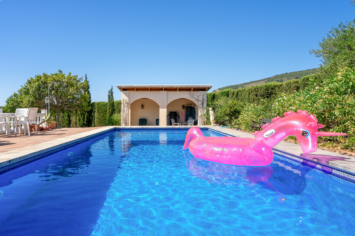 Huis te koop in Estepona | 4 slaapkamers H5436196