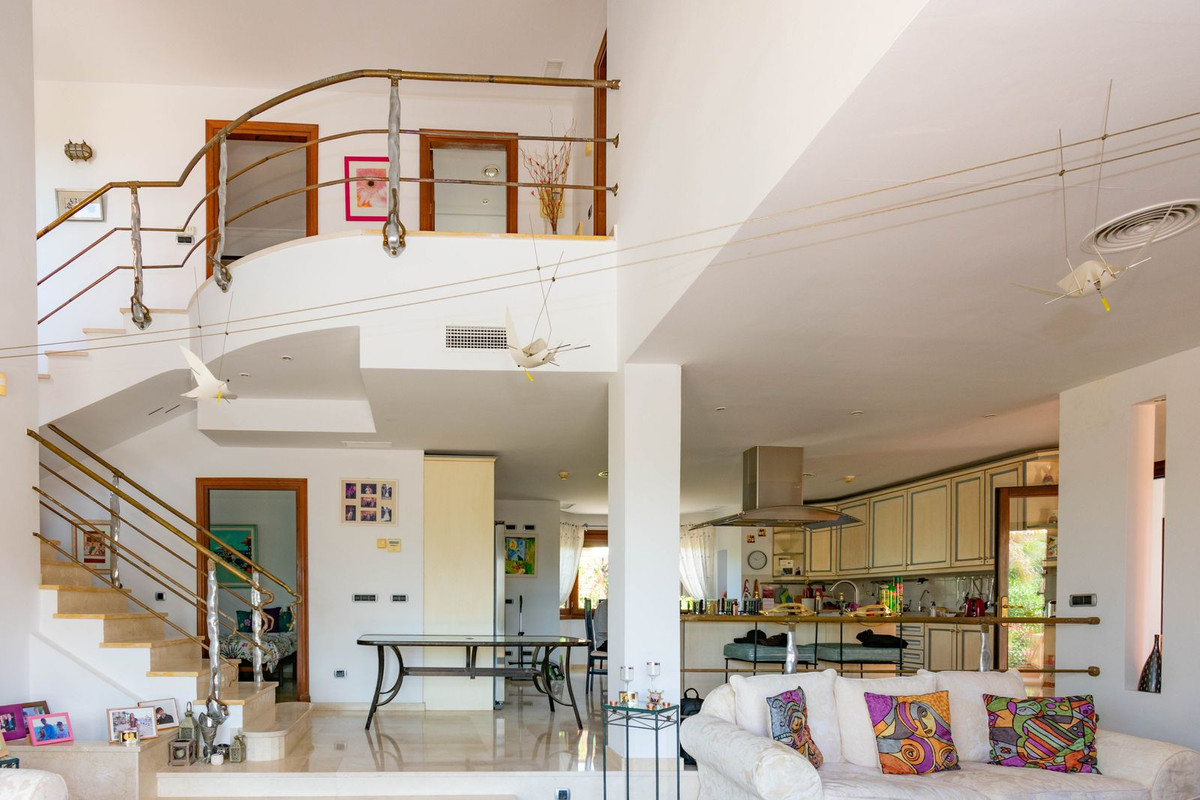 Huis te koop in Estepona | 4 slaapkamers H5437156
