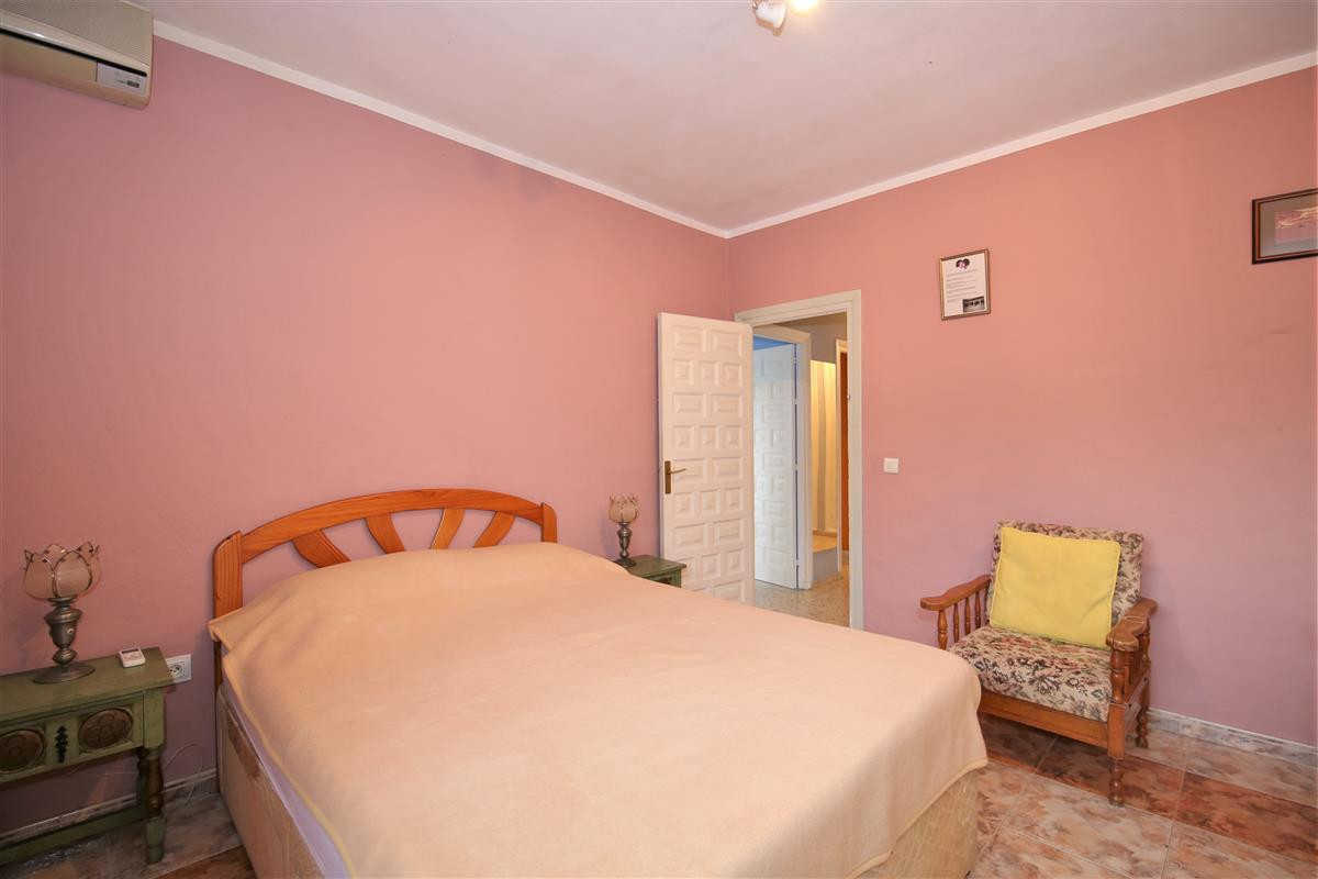 Huis te koop in Estepona | 4 slaapkamers H5437732