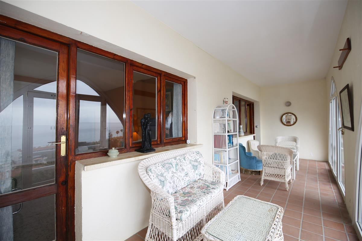 Huis te koop in Estepona | 4 slaapkamers H5437732