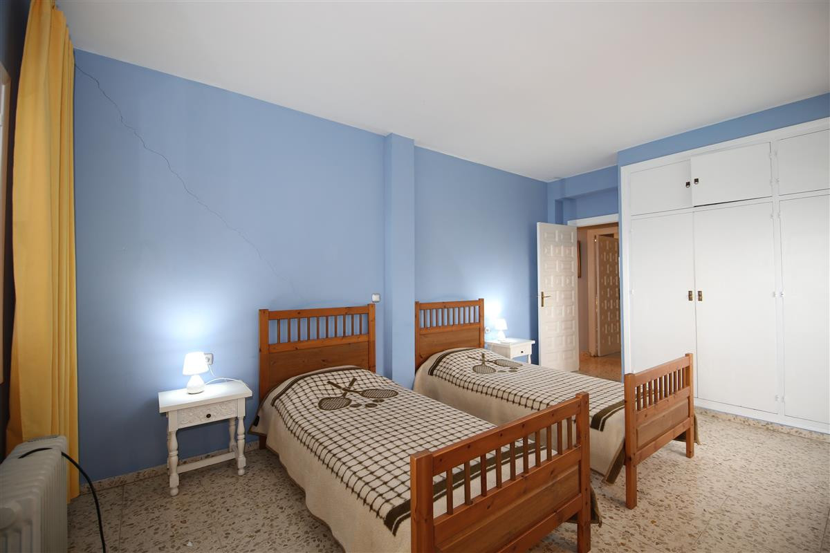 Huis te koop in Estepona | 4 slaapkamers H5437732