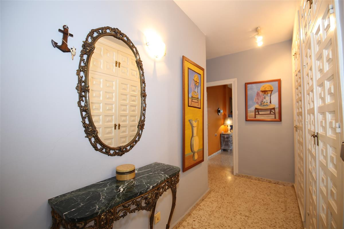 Huis te koop in Estepona | 4 slaapkamers H5437732