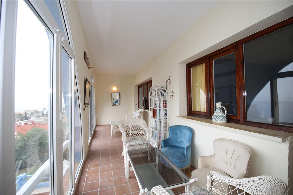 Huis te koop in Estepona | 4 slaapkamers H5437732
