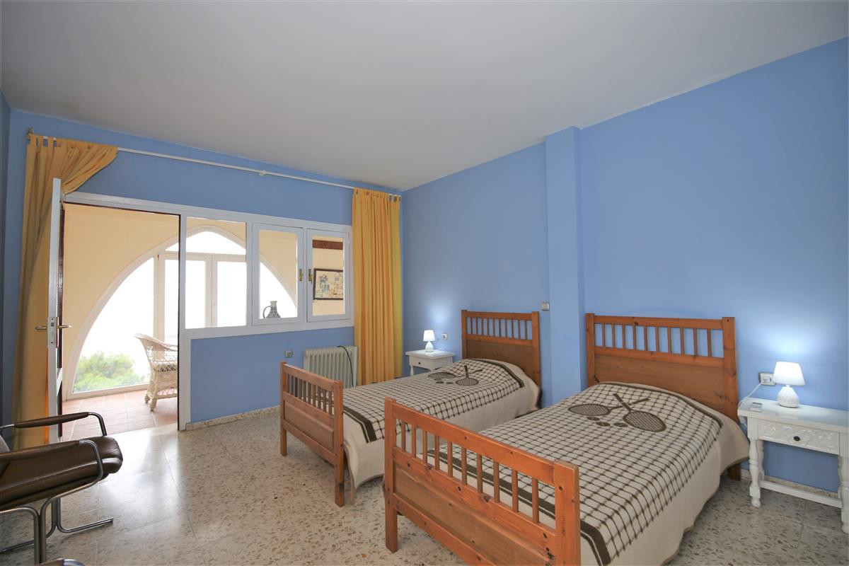 Huis te koop in Estepona | 4 slaapkamers H5437732
