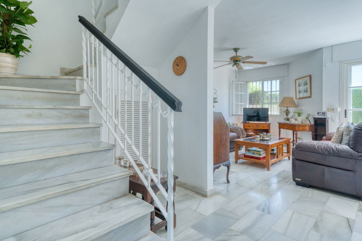 Huis te koop in Estepona | 3 slaapkamers H5438779