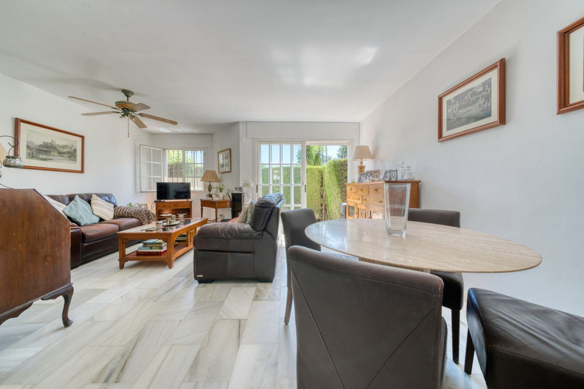 Huis te koop in Estepona | 3 slaapkamers H5438779