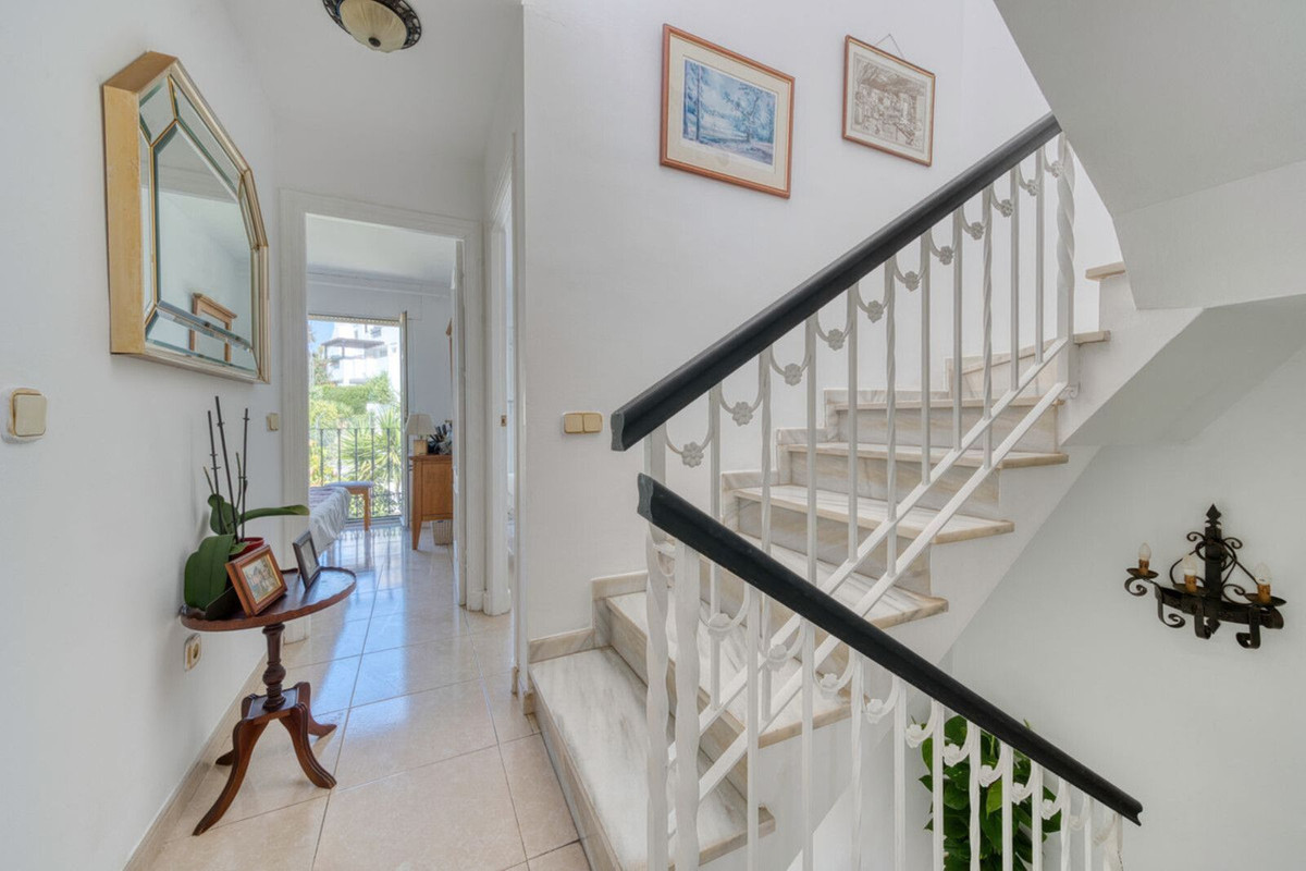 Huis te koop in Estepona | 3 slaapkamers H5438779
