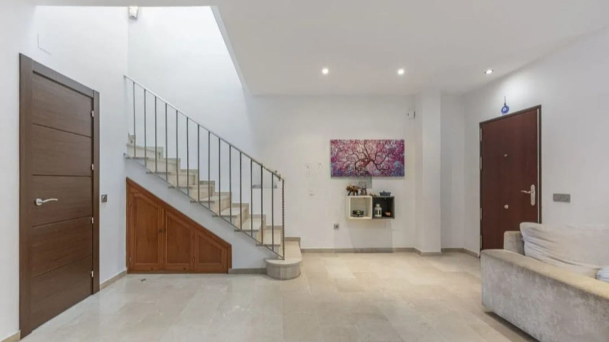 Huis te koop in Estepona | 3 slaapkamers H5438839