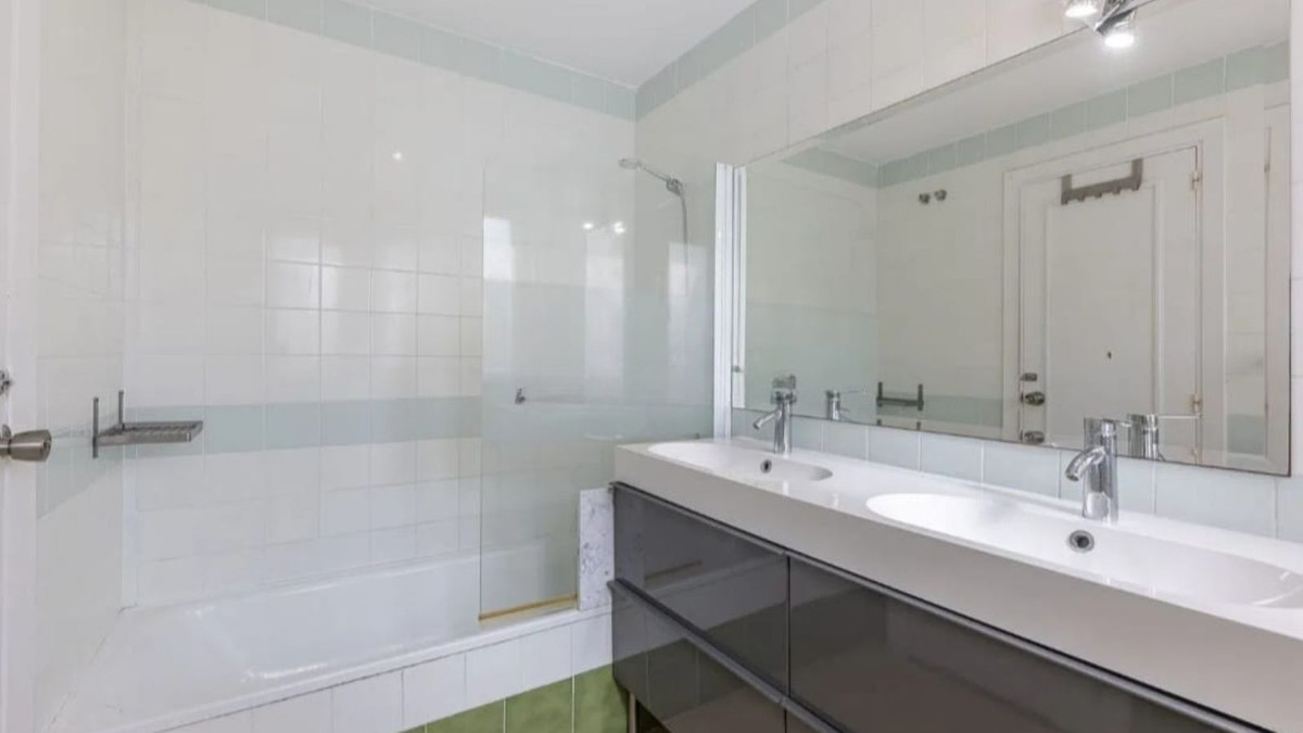 Huis te koop in Estepona | 3 slaapkamers H5438839