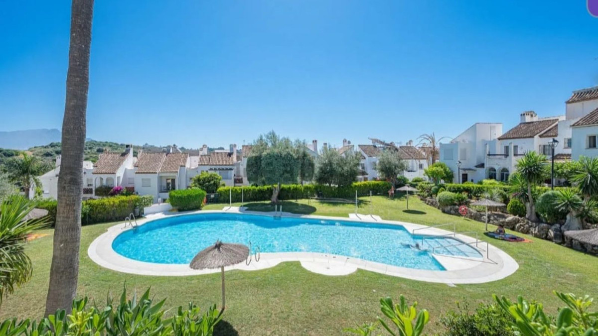 Huis te koop in Estepona | 3 slaapkamers H5438839