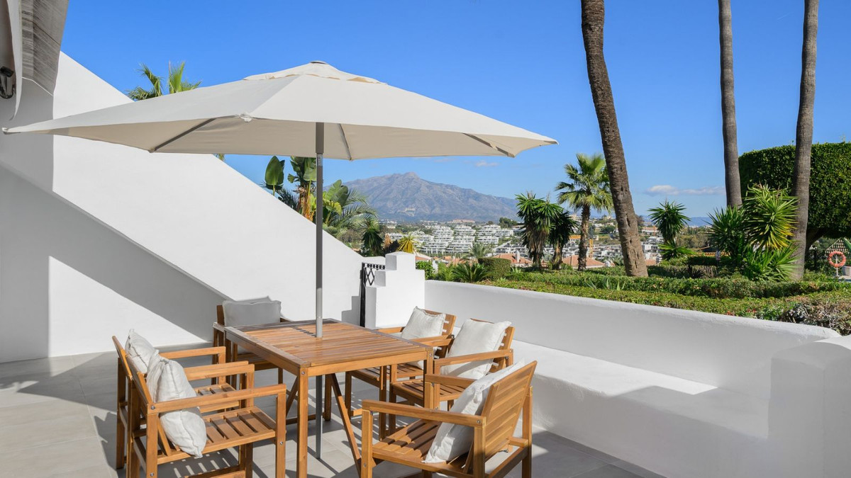 Huis te koop in Estepona | 3 slaapkamers H5438854