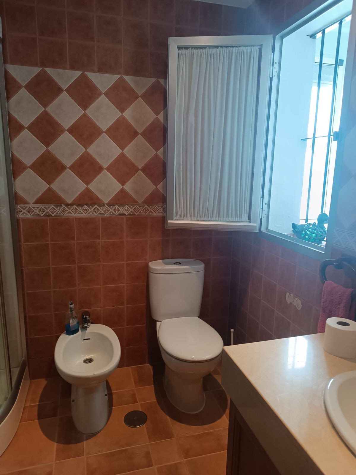 Huis te koop in Estepona | 3 slaapkamers H5439838