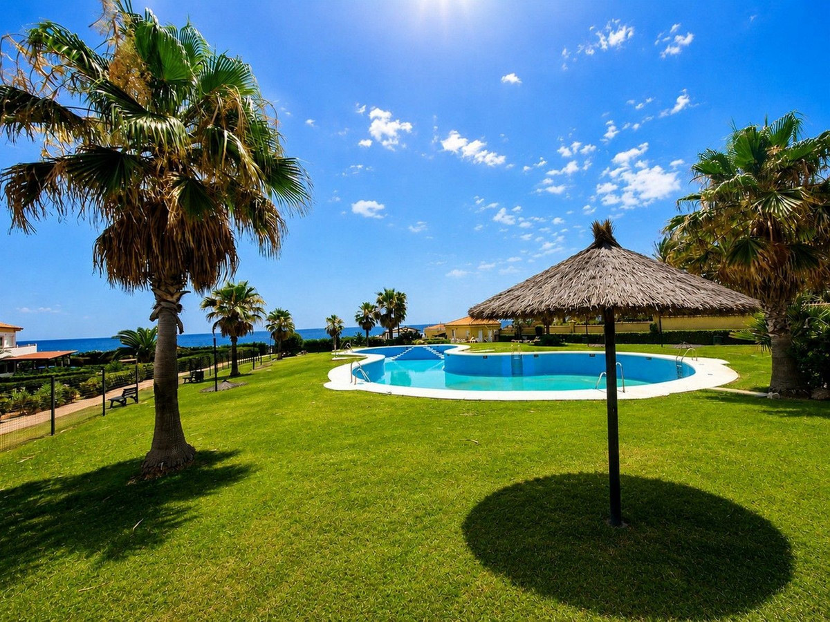 Huis te koop in Estepona | 4 slaapkamers H5441134