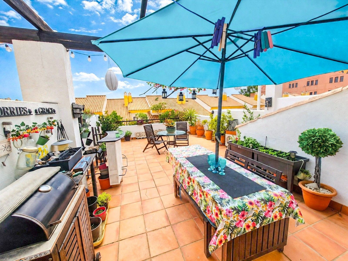 Huis te koop in Estepona | 4 slaapkamers H5441134