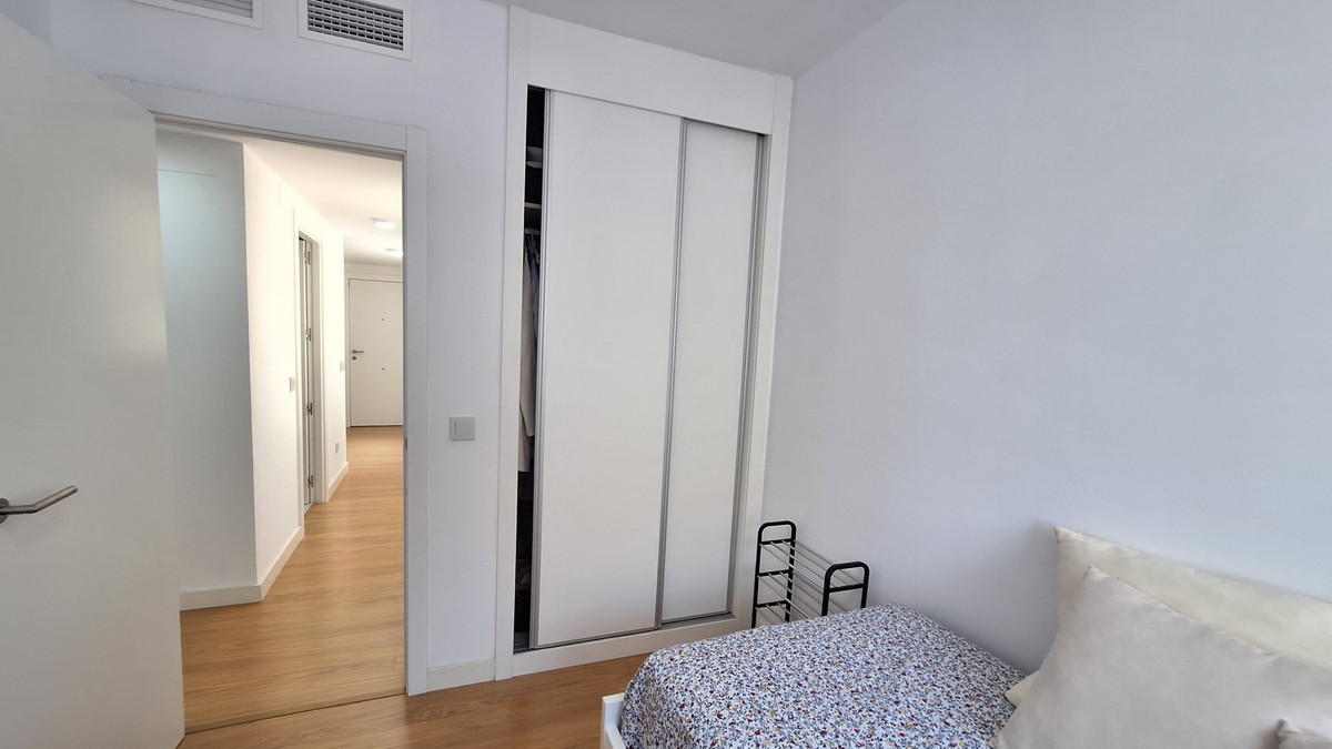 Huis te koop in Estepona | 3 slaapkamers H5443846