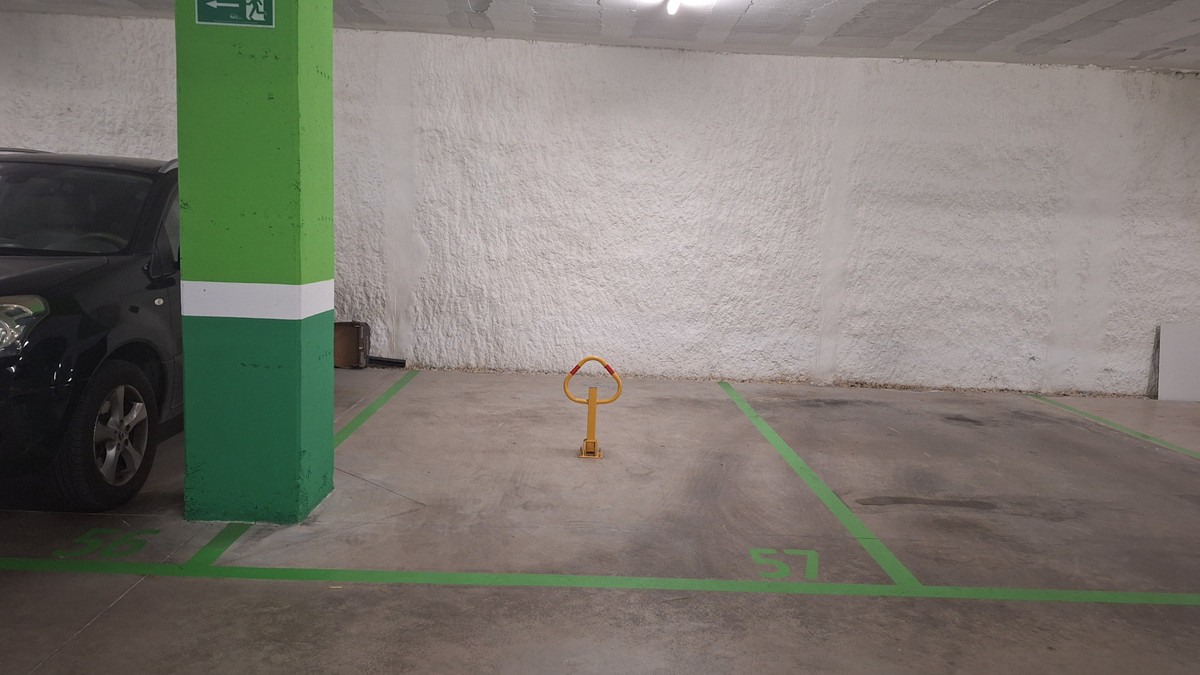 Huis te koop in Estepona | 3 slaapkamers H5443846