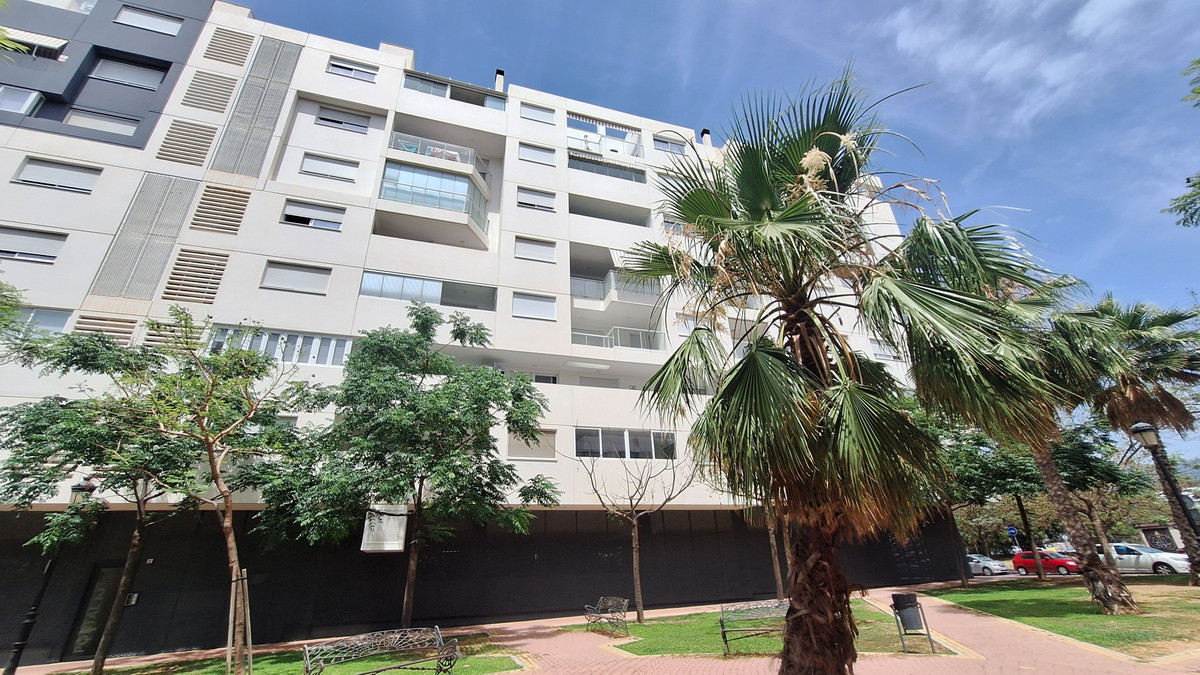 Huis te koop in Estepona | 3 slaapkamers H5443846