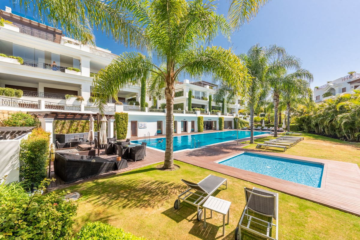 Huis te koop in Estepona | 3 slaapkamers H5444227