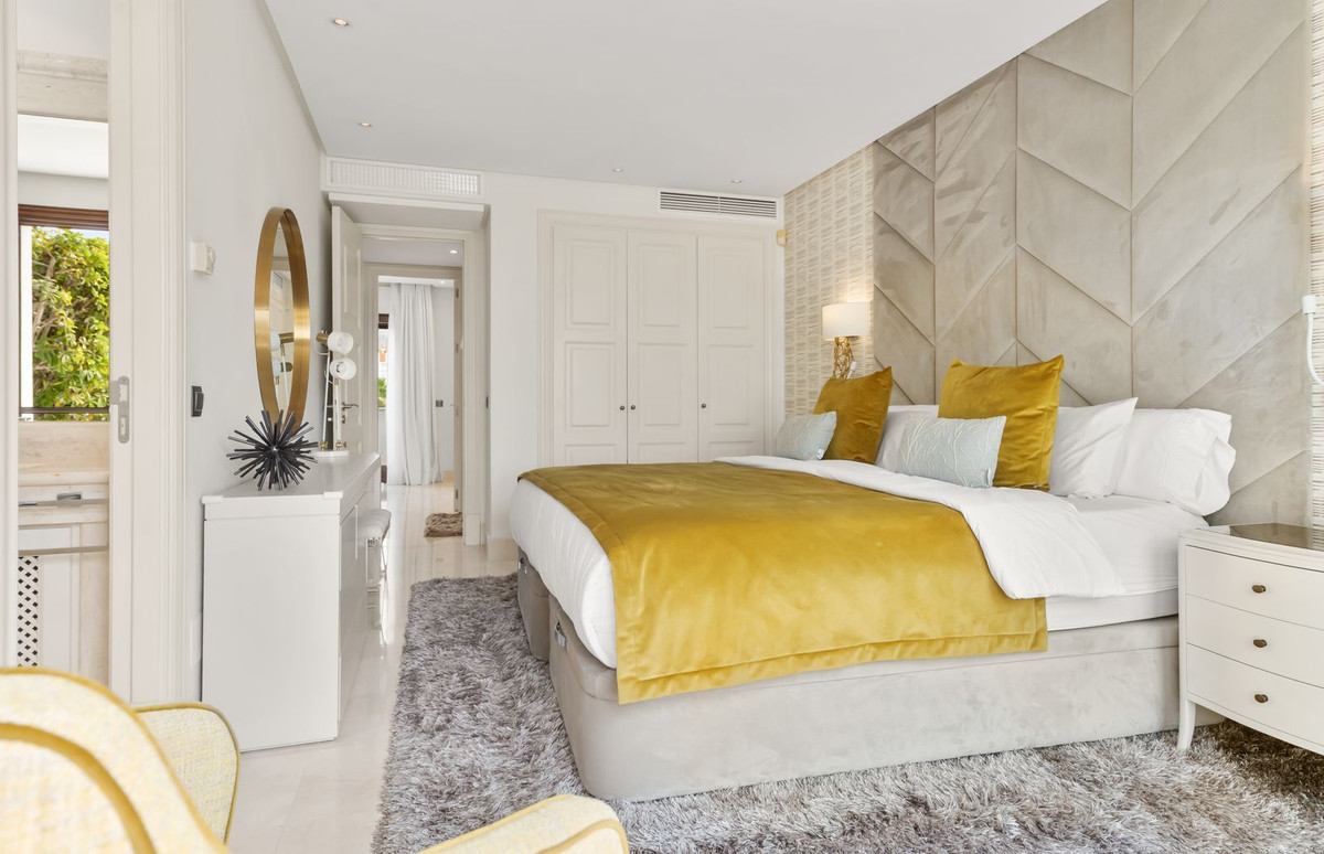 Huis te koop in Estepona | 3 slaapkamers H5444227