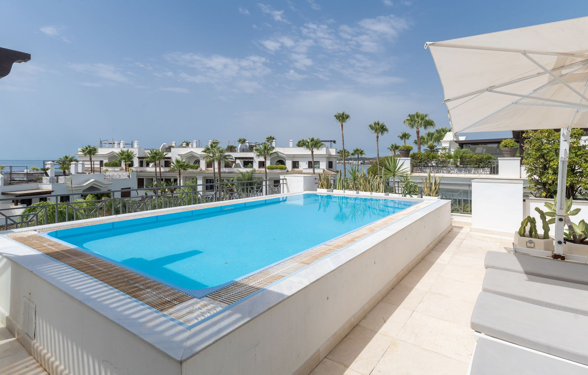 Huis te koop in Estepona | 3 slaapkamers H5444227