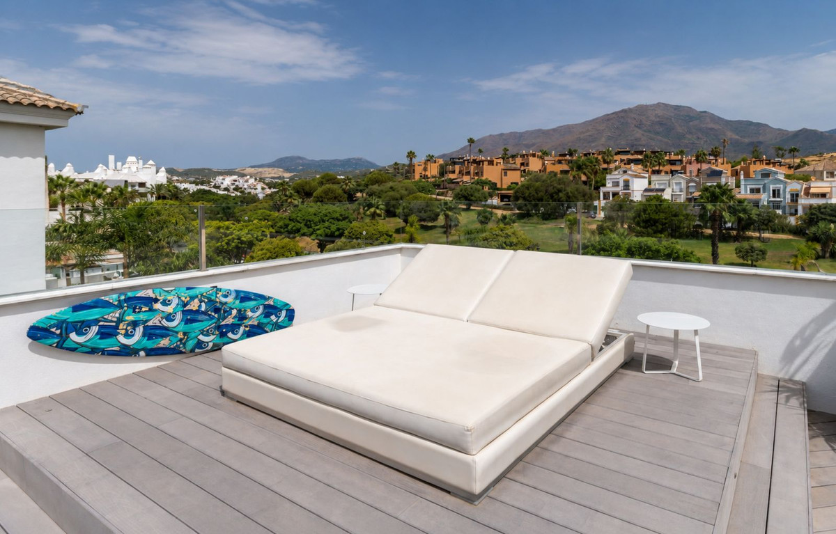 Huis te koop in Estepona | 3 slaapkamers H5444227