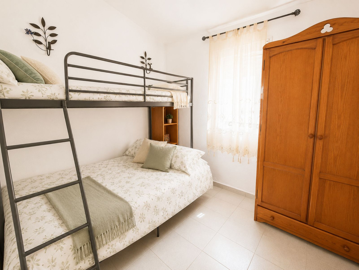 Huis te koop in Estepona | 6 slaapkamers H5444284