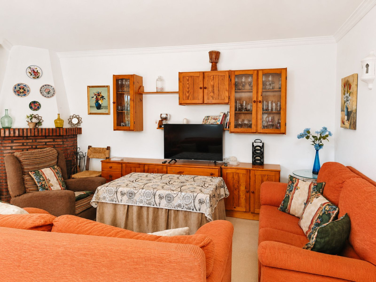 Huis te koop in Estepona | 6 slaapkamers H5444284