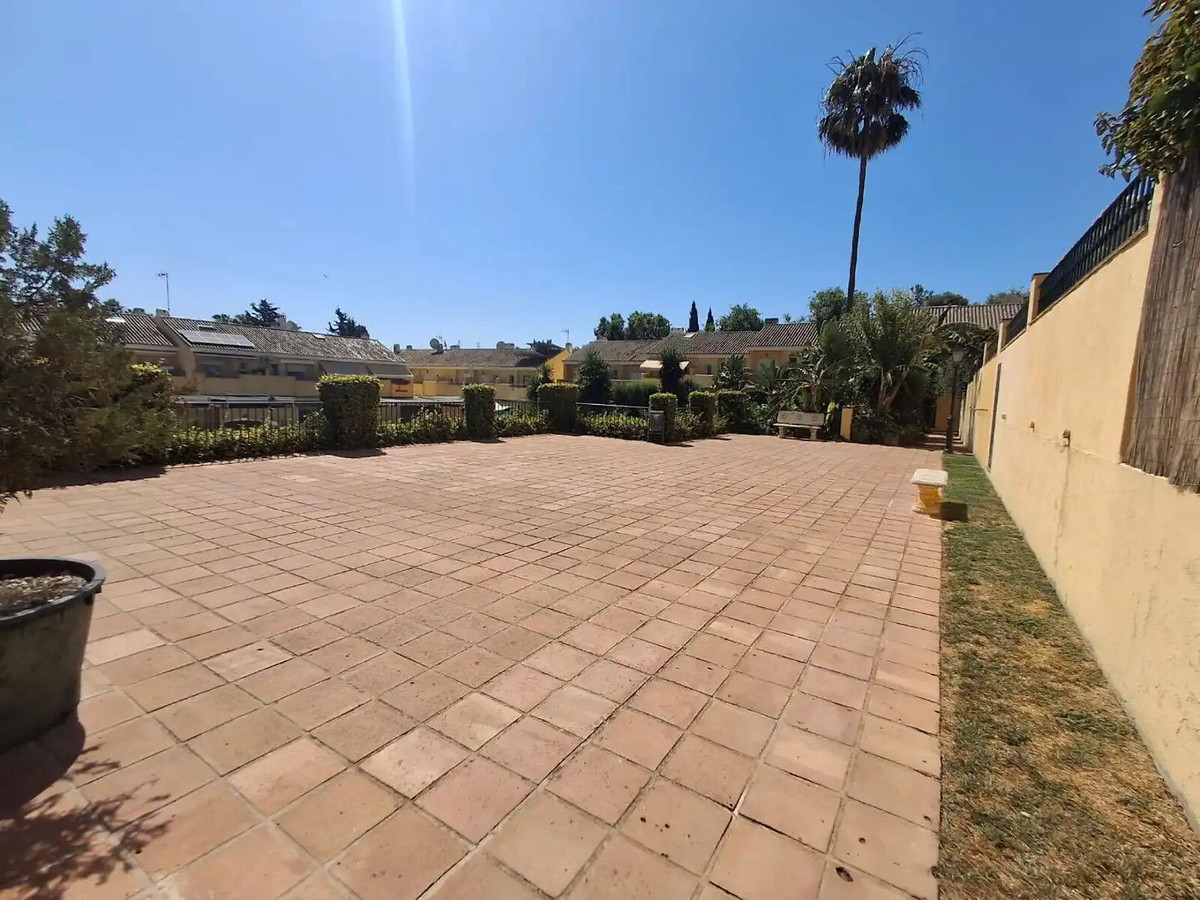 Huis te koop in Estepona | 3 slaapkamers H5445265
