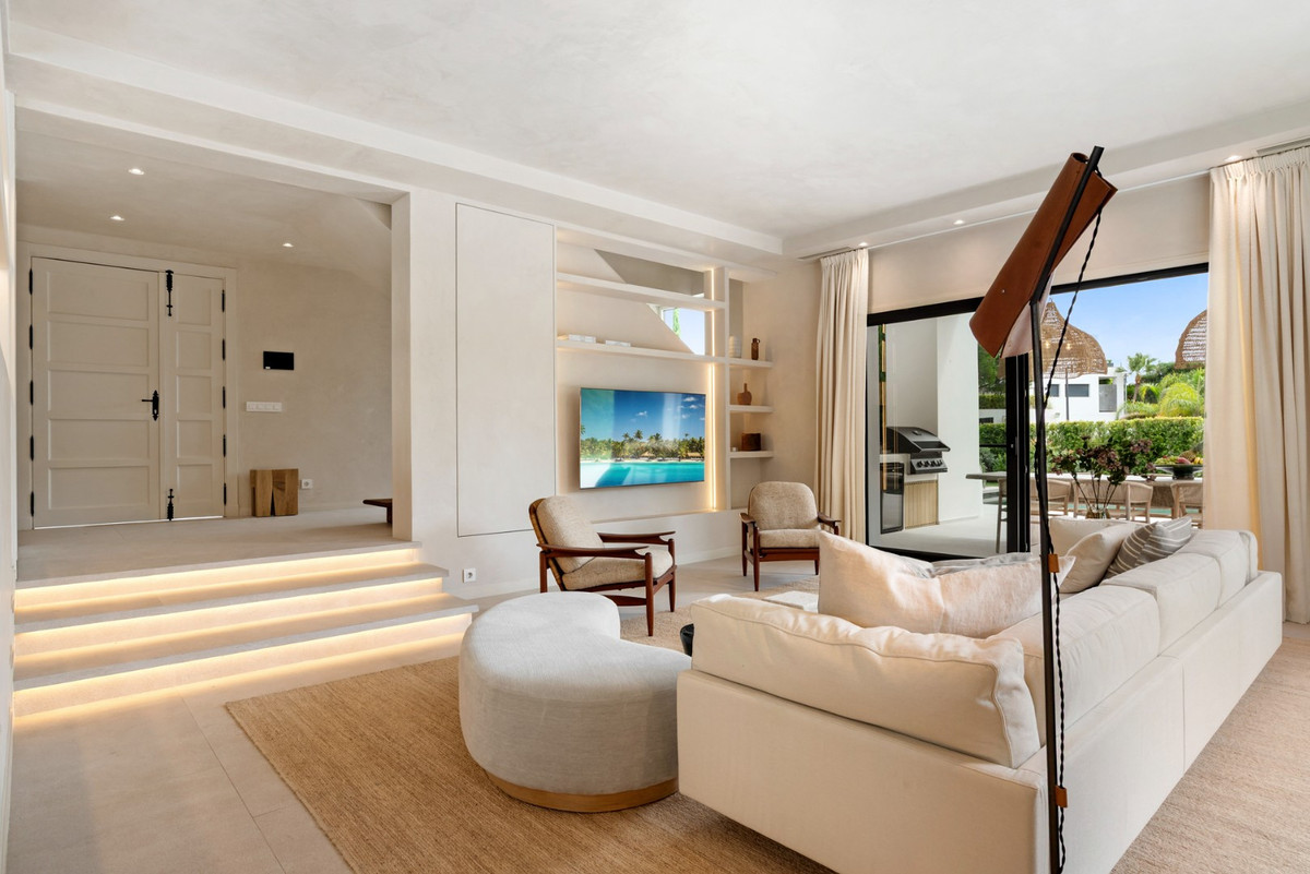 Property main view 33