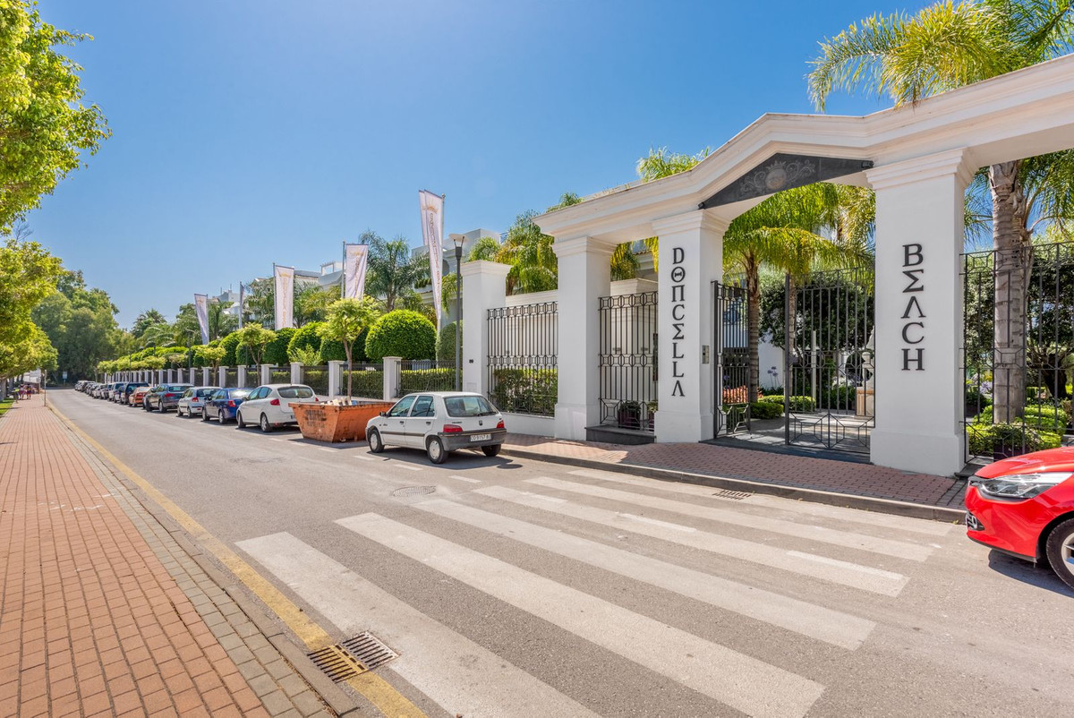 Huis te koop in Estepona | 4 slaapkamers H5446300