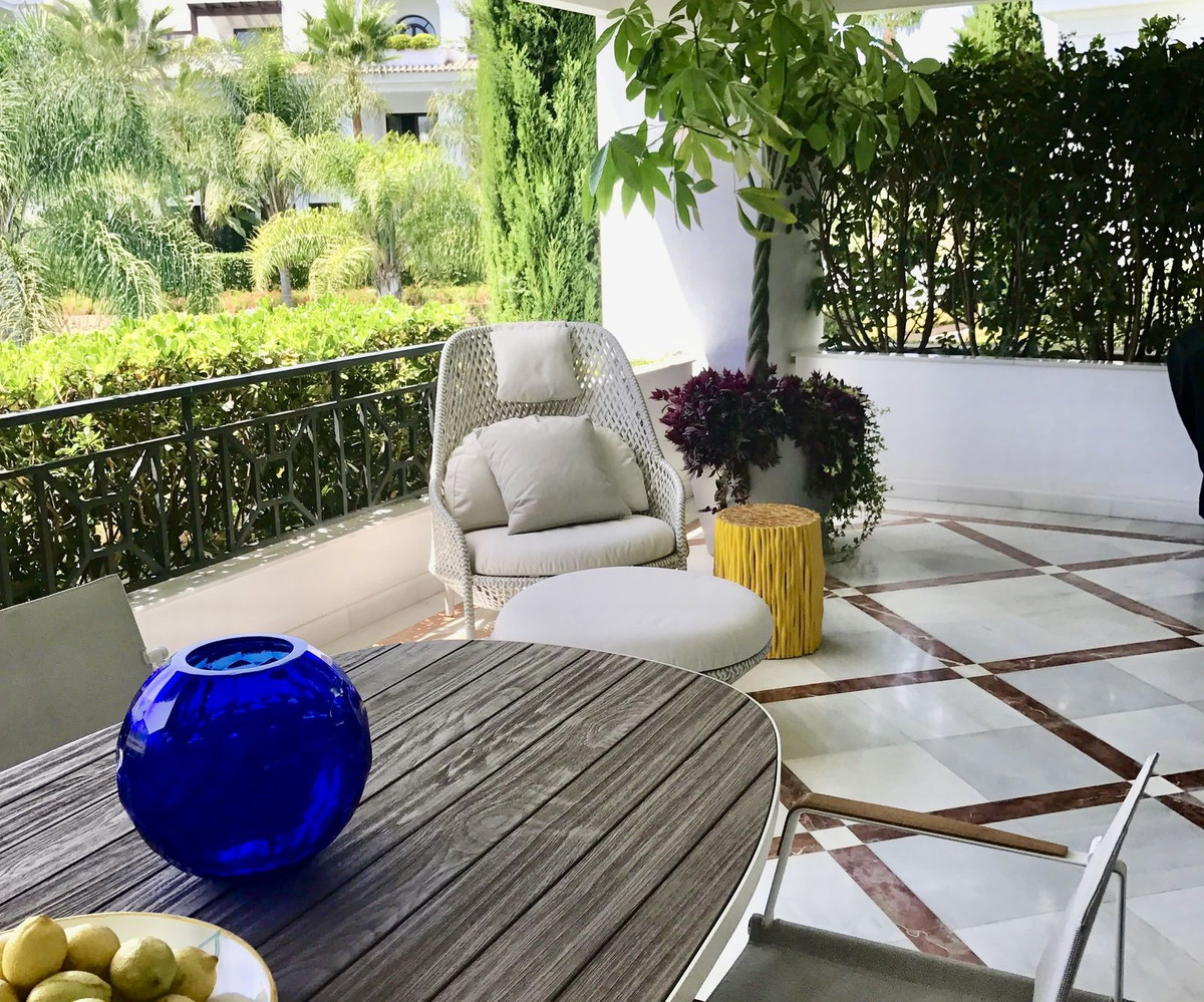 Huis te koop in Estepona | 4 slaapkamers H5446300