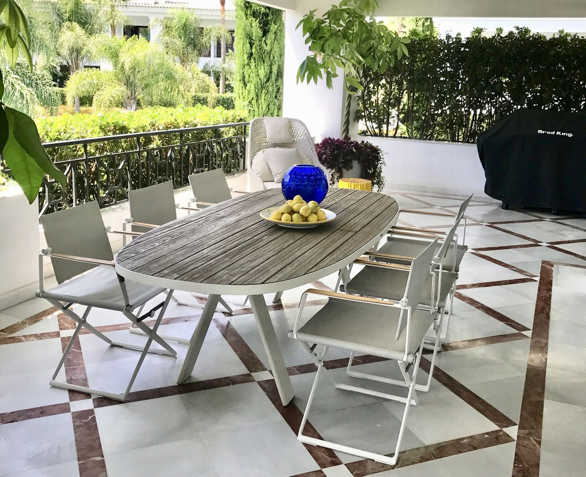 Huis te koop in Estepona | 4 slaapkamers H5446300