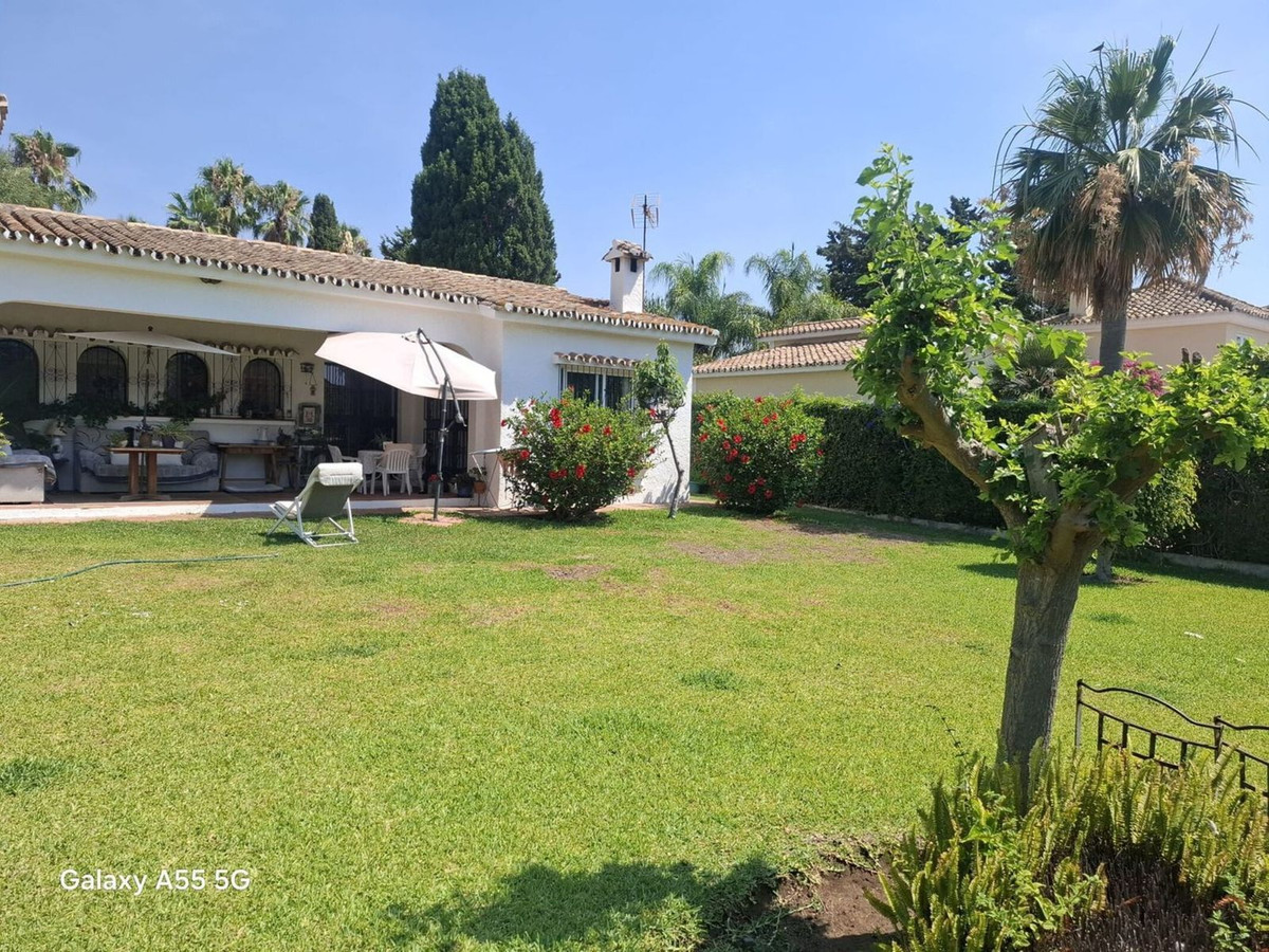 Huis te koop in Estepona | 5 slaapkamers H5446636