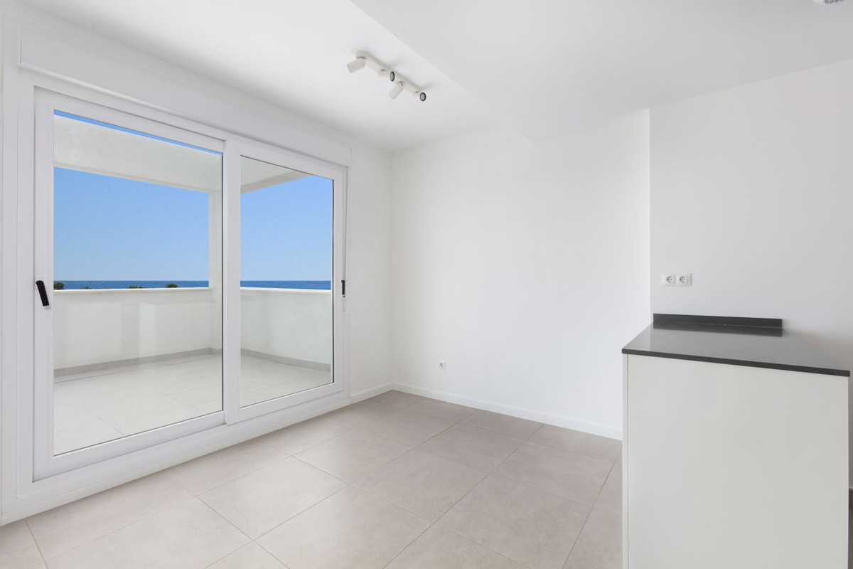 Huis te koop in Estepona | 3 slaapkamers H5447395